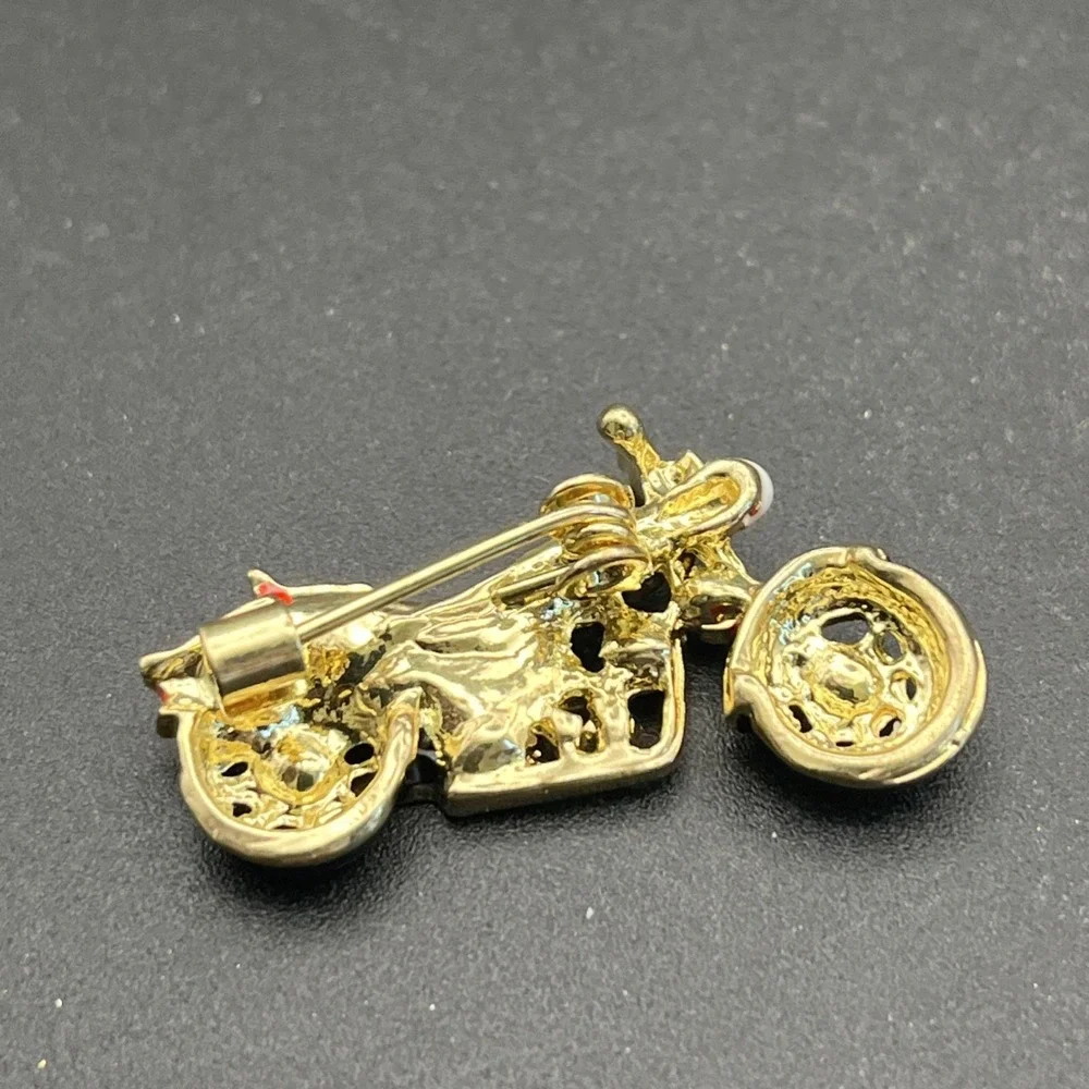 Red‎ Motorcycle Rhinestones Bling Lapel Hat Pin